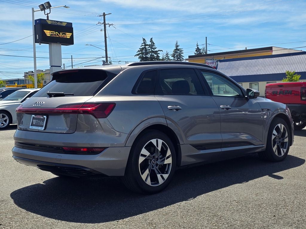 2021 Audi e-tron Premium quattro