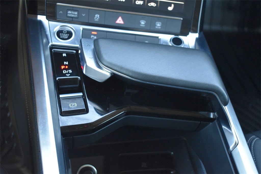 2021 Audi e-tron Premium quattro