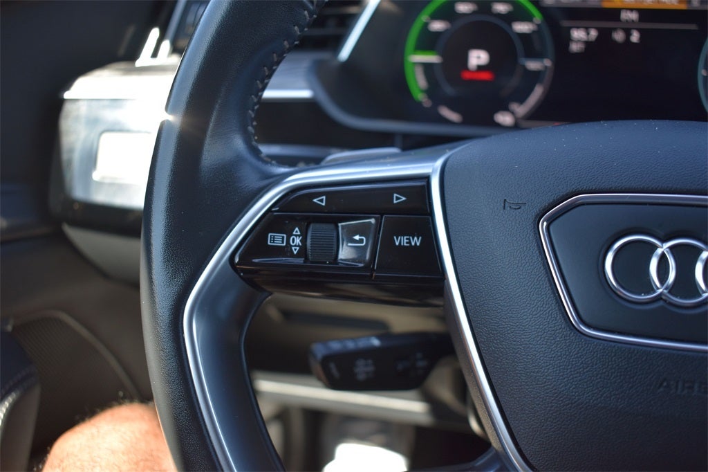 2021 Audi e-tron Premium quattro