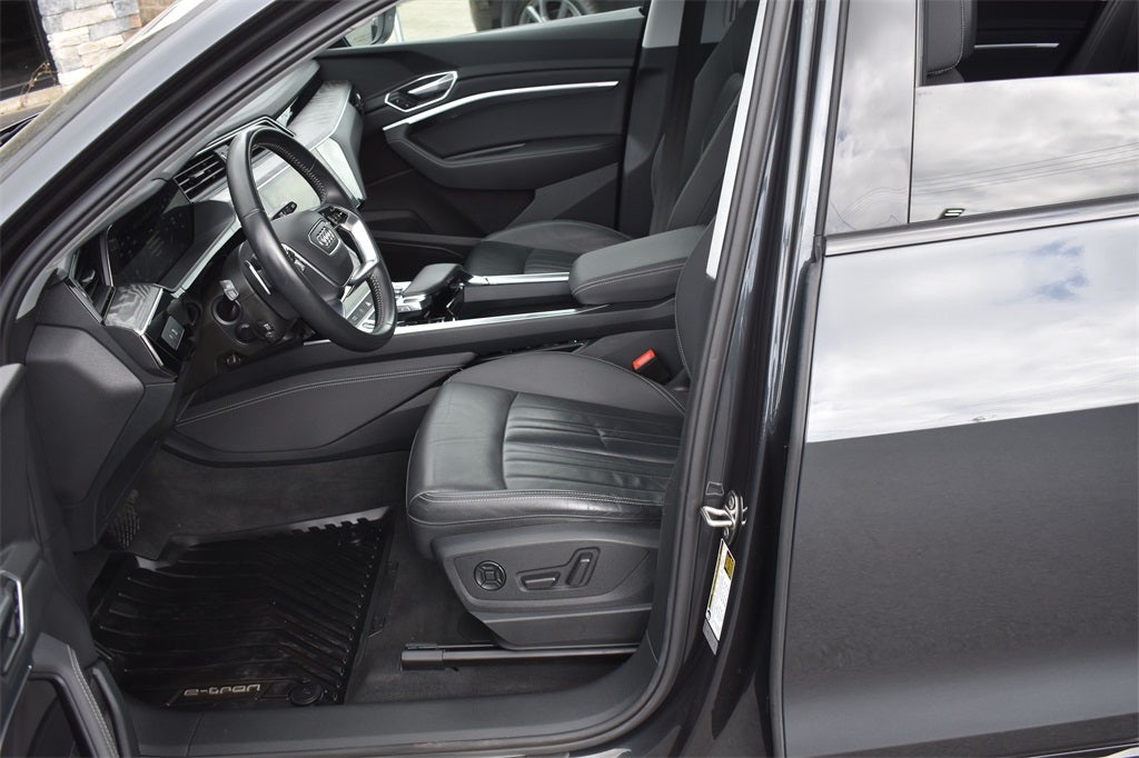 2021 Audi e-tron Premium quattro