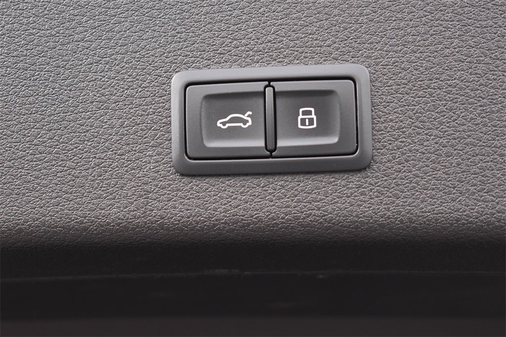 2021 Audi e-tron Premium quattro