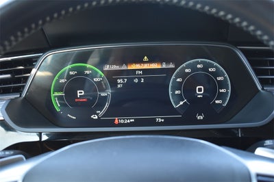 2021 Audi e-tron Premium quattro