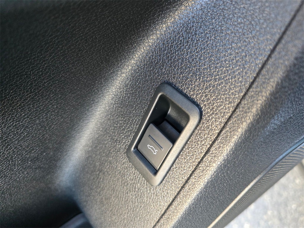 2019 Audi Q3 2.0T Premium Plus S line quattro