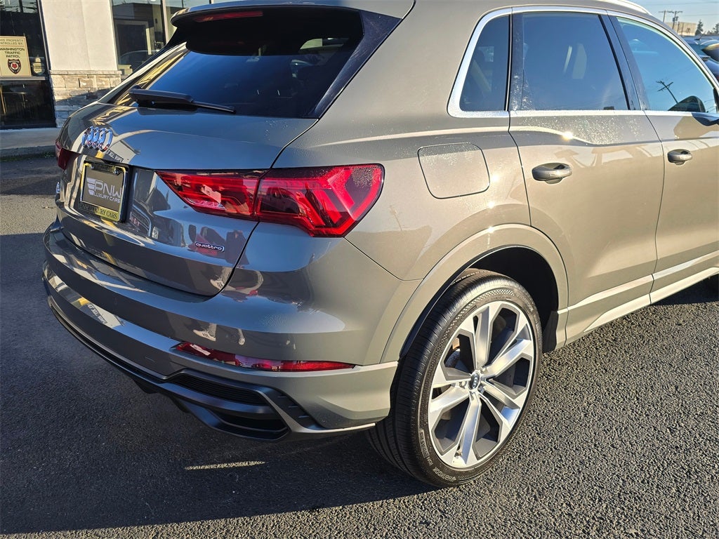 2019 Audi Q3 2.0T Premium Plus S line quattro