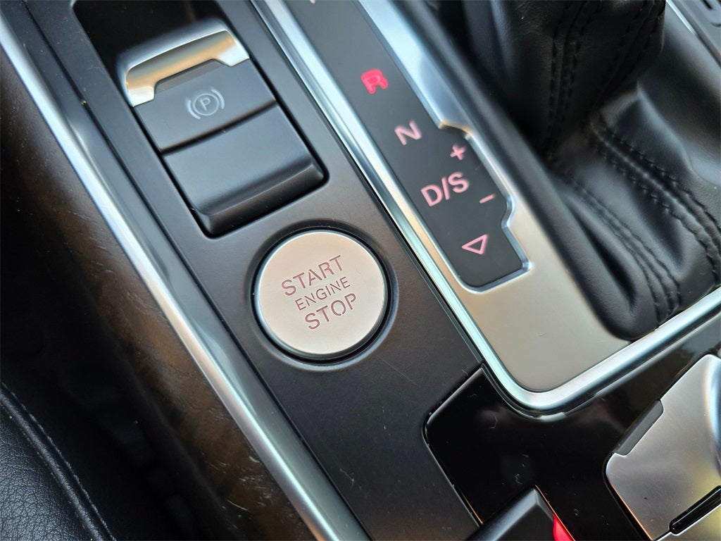 2017 Audi Q5 2.0T Premium Plus quattro