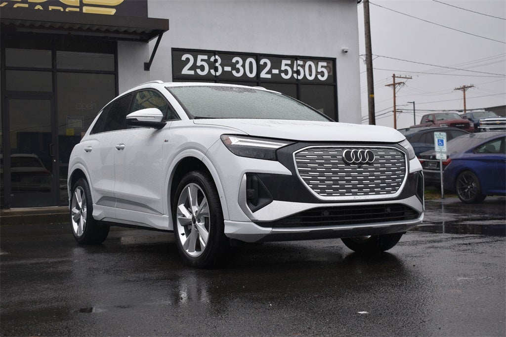2023 Audi Q4 e-tron Premium Plus quattro