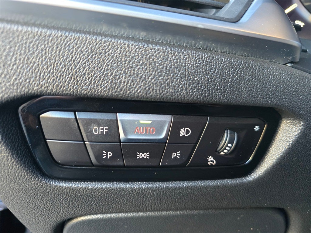 2019 BMW 3 Series 330i