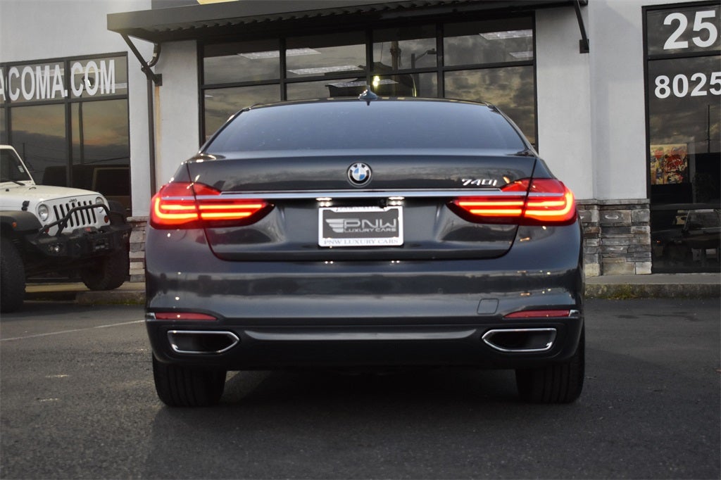 2017 BMW 7 Series 740i