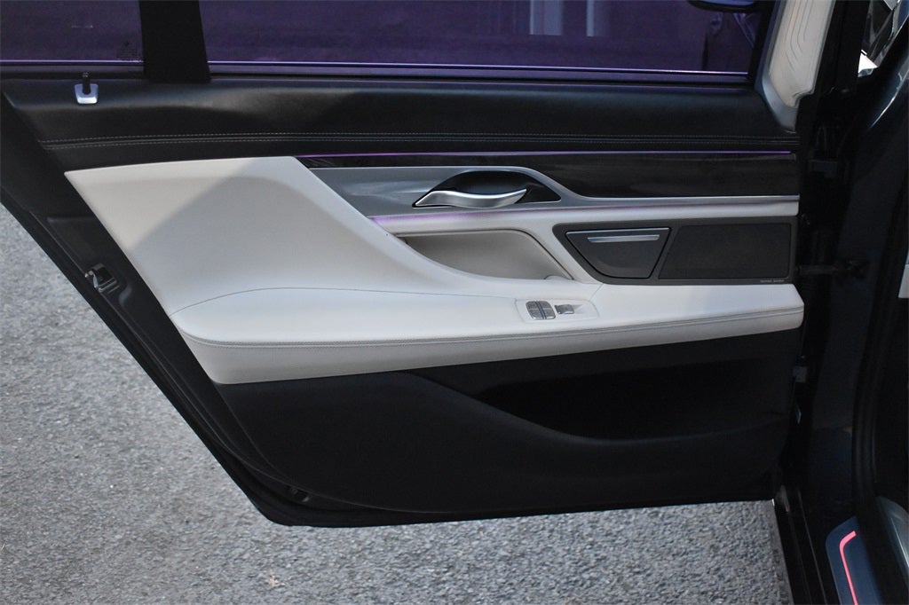 2017 BMW 7 Series 740i