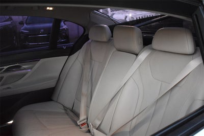 2017 BMW 7 Series 740i