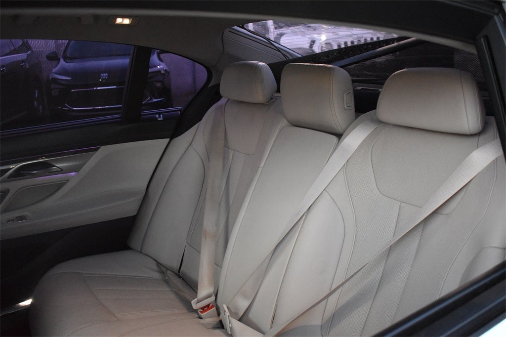 2017 BMW 7 Series 740i