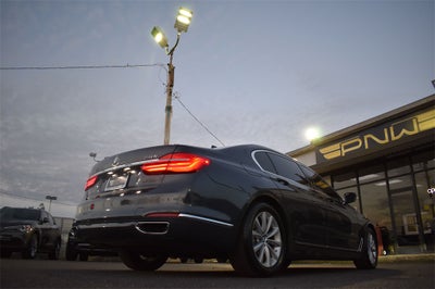 2017 BMW 7 Series 740i