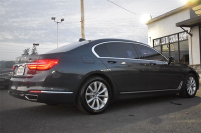2017 BMW 7 Series 740i