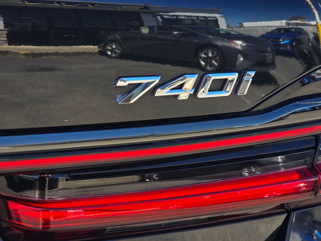 2020 BMW 7 Series 740i