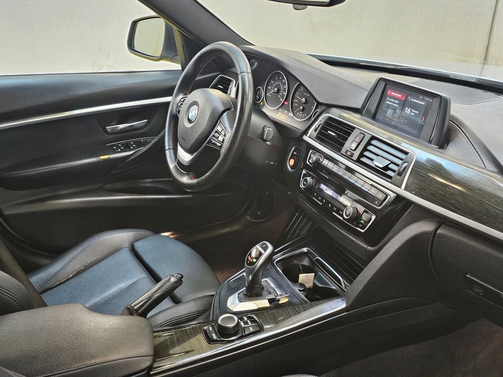 2018 BMW 3 Series 330i