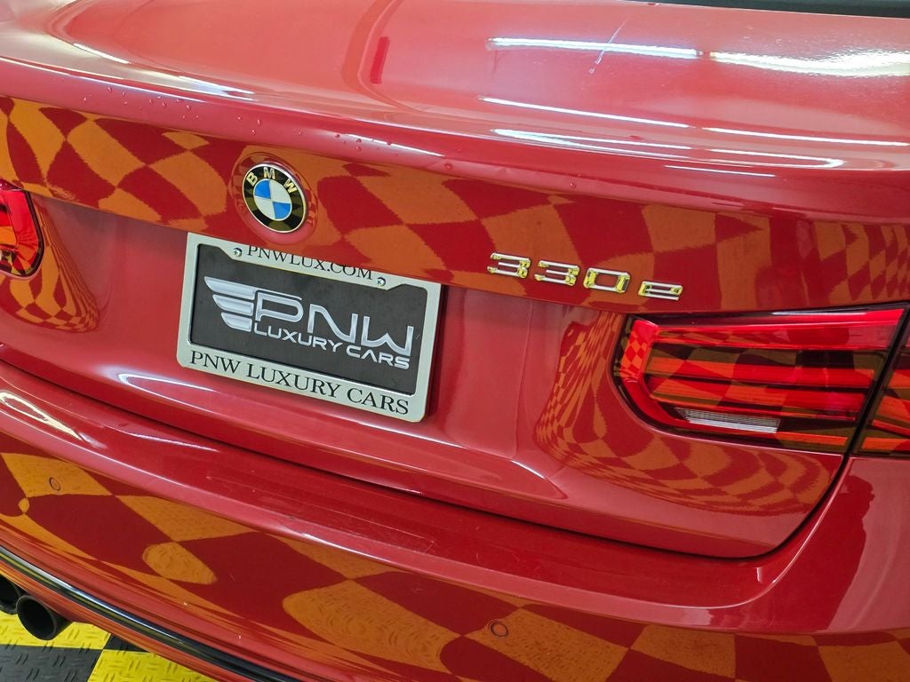 2017 BMW 3 Series 330e iPerformance