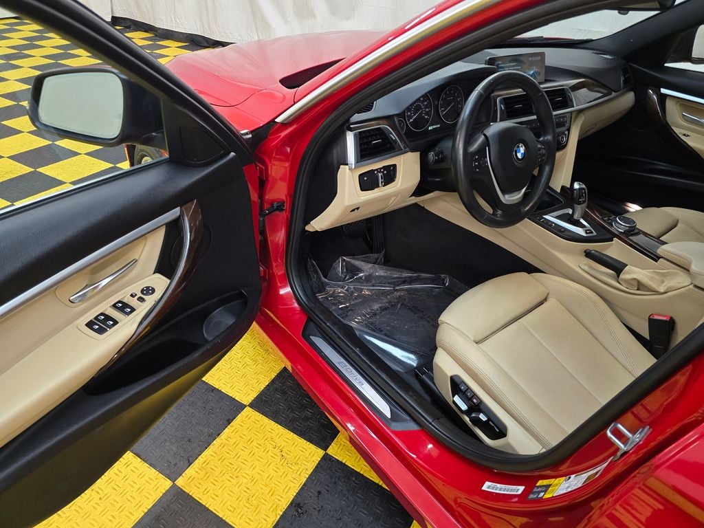 2017 BMW 3 Series 330e iPerformance