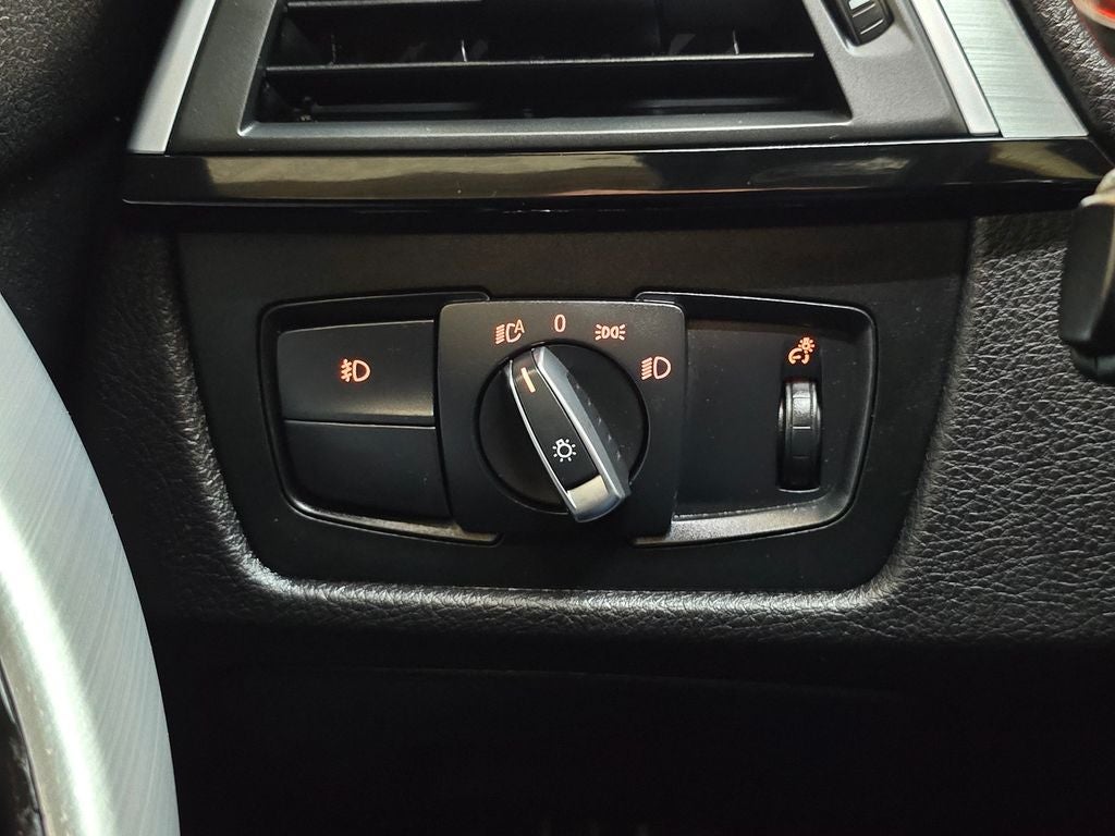 2016 BMW 3 Series 328i xDrive