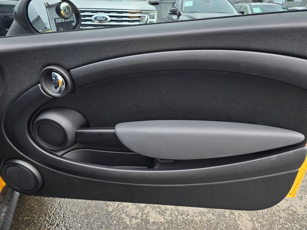 2009 MINI Cooper Base