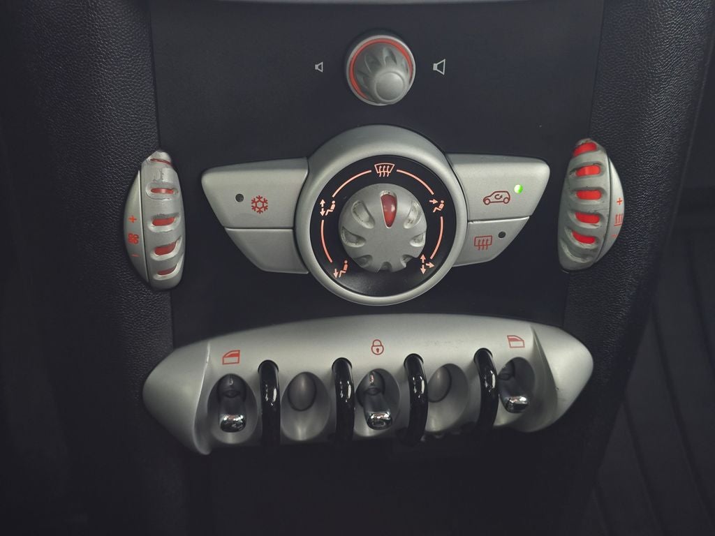 2009 MINI Cooper Base