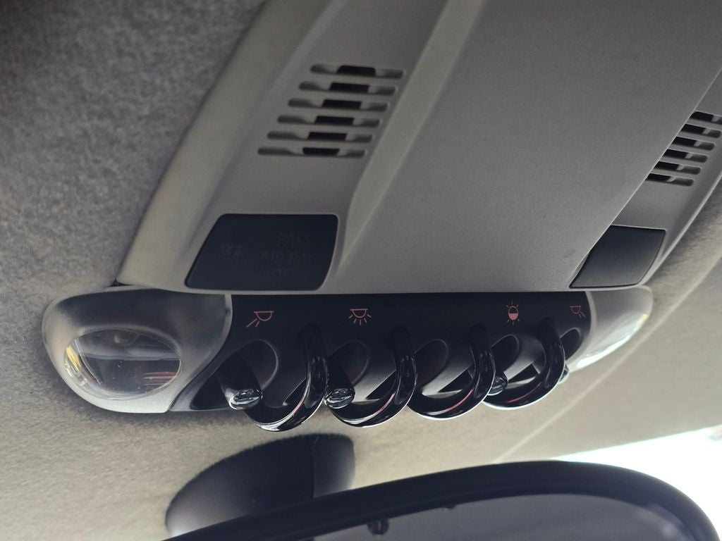 2009 MINI Cooper Base