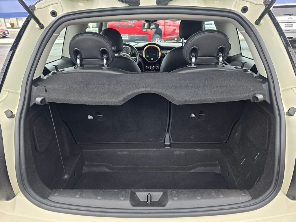 2019 MINI Cooper Signature