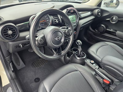 2019 MINI Cooper Signature