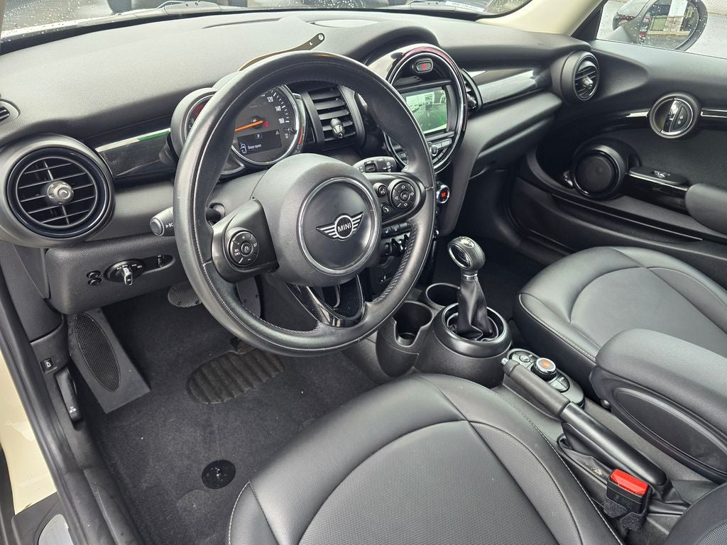 2019 MINI Cooper Signature