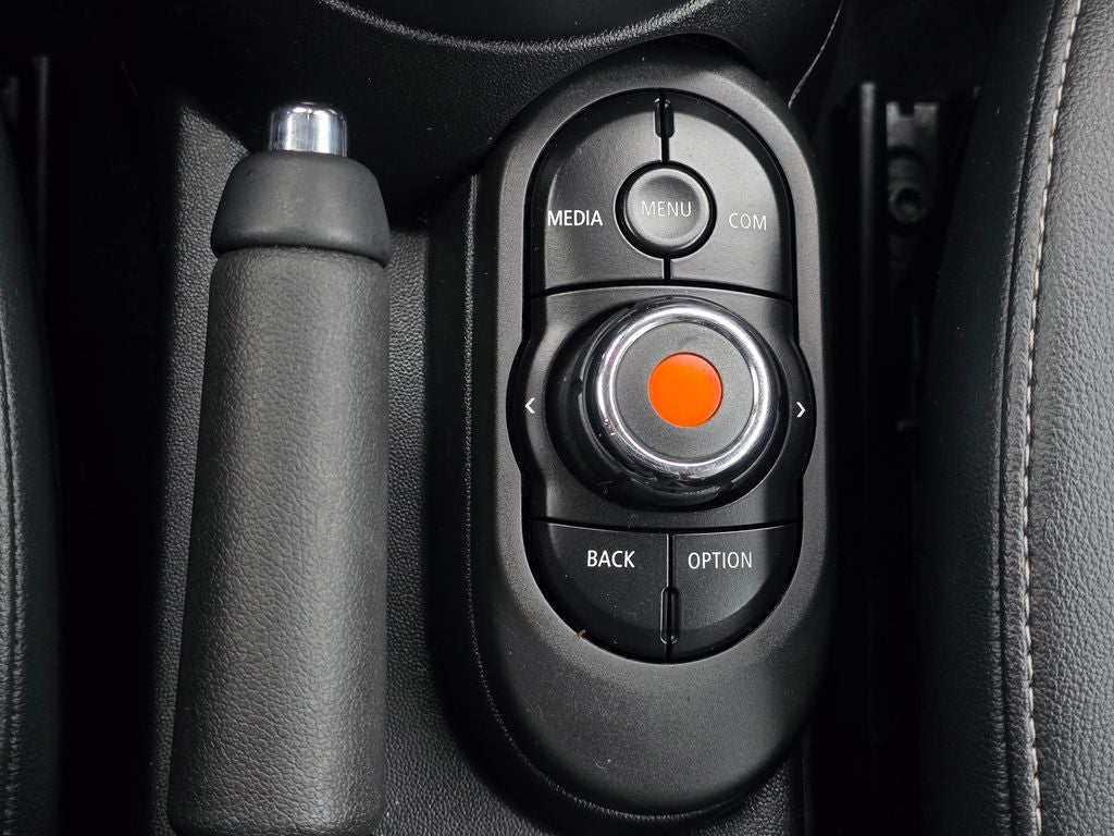 2019 MINI Cooper Signature