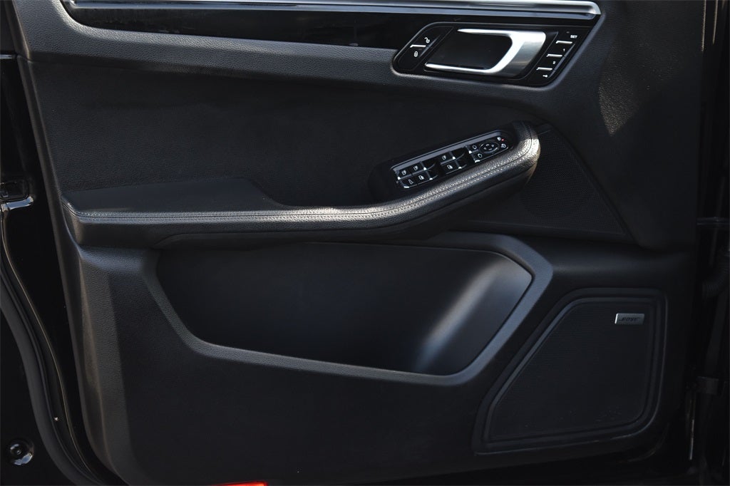 2018 Porsche Macan Sport Edition