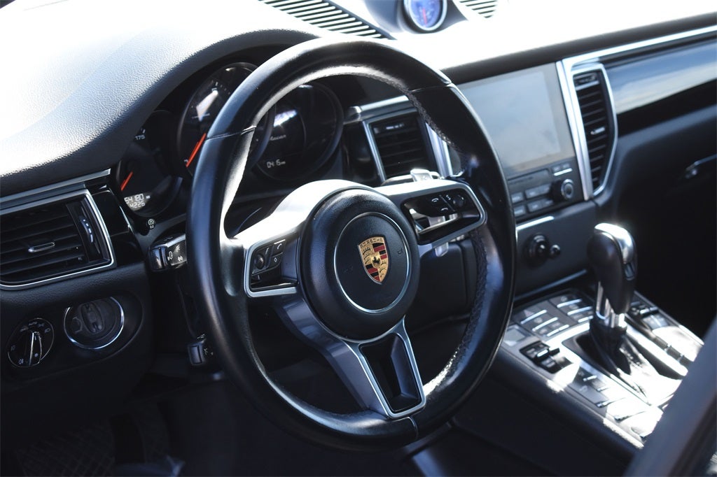 2018 Porsche Macan Sport Edition