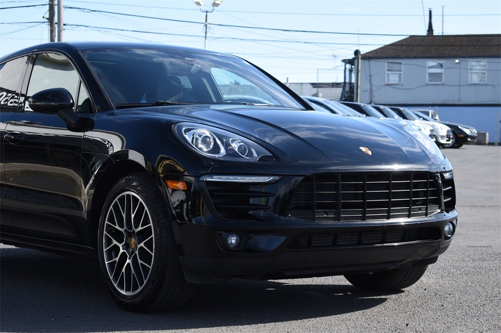 2018 Porsche Macan Sport Edition