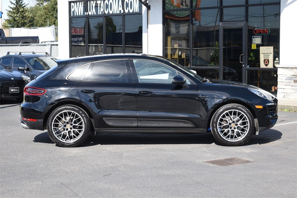 2018 Porsche Macan Sport Edition