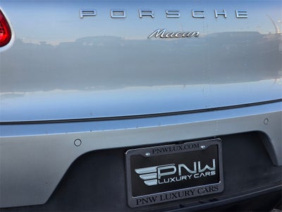 2018 Porsche Macan Base