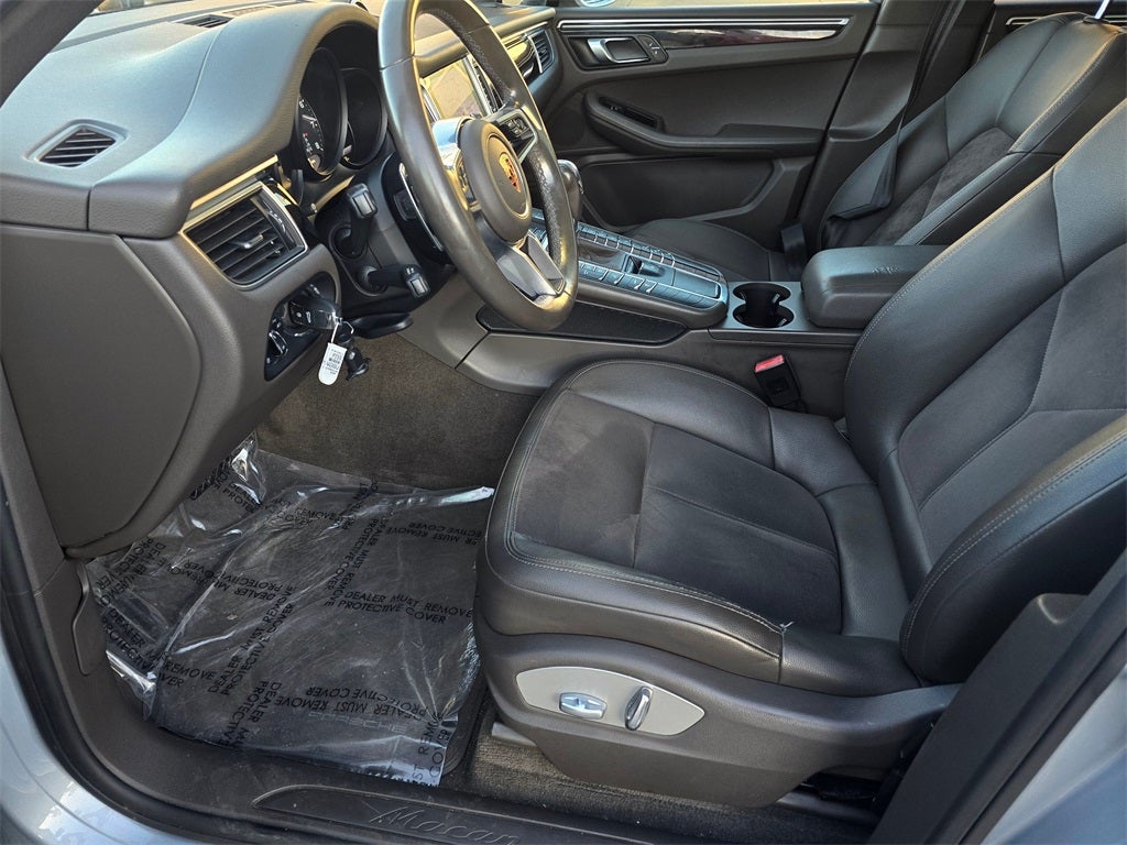 2018 Porsche Macan Base