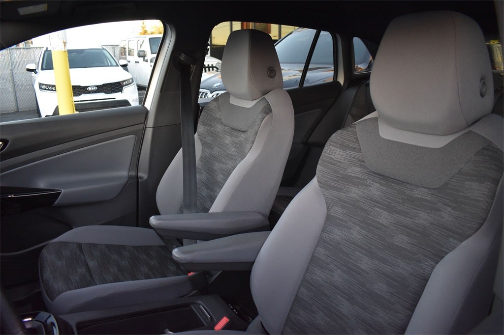 2022 Volkswagen ID.4 Pro