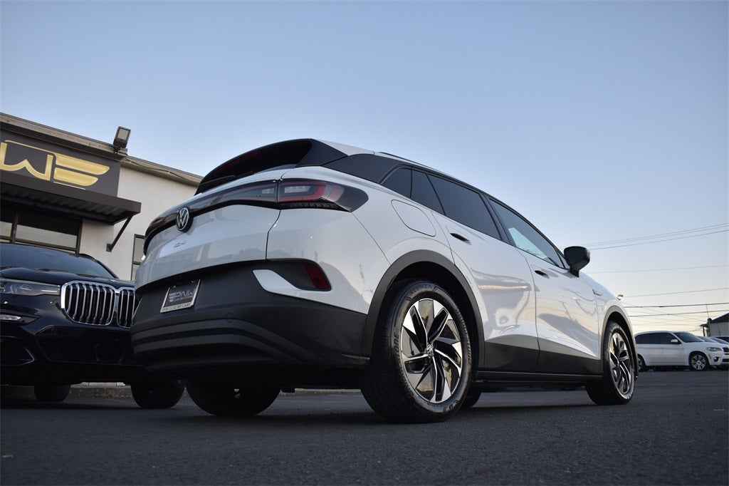 2022 Volkswagen ID.4 Pro