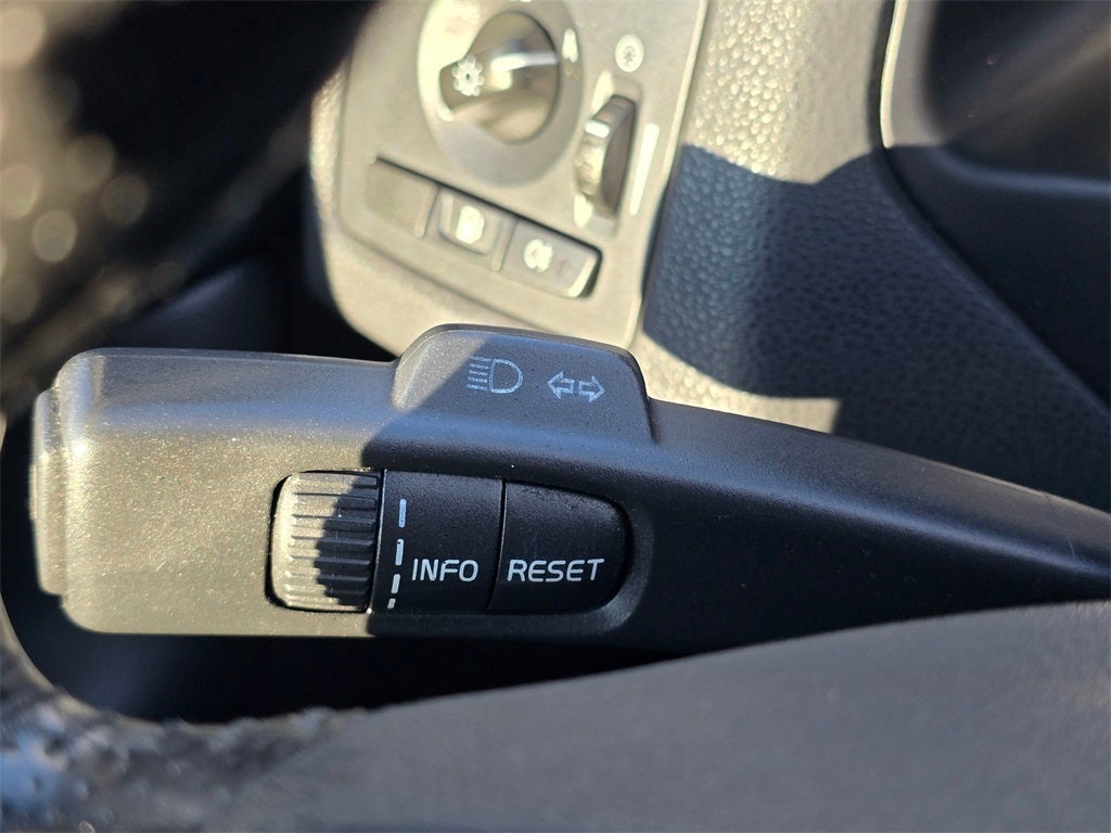 2013 Volvo C30 T5 R-Design