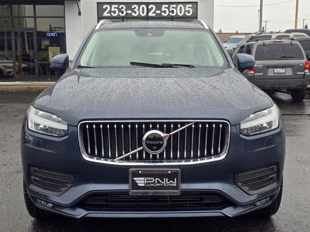 2022 Volvo XC90 T5 Momentum