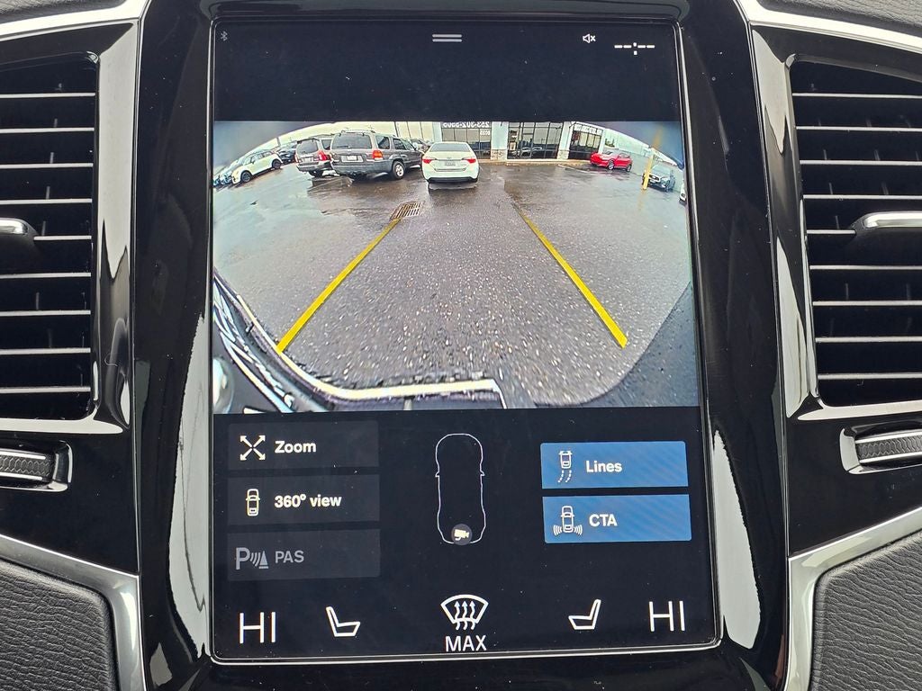 2022 Volvo XC90 T5 Momentum