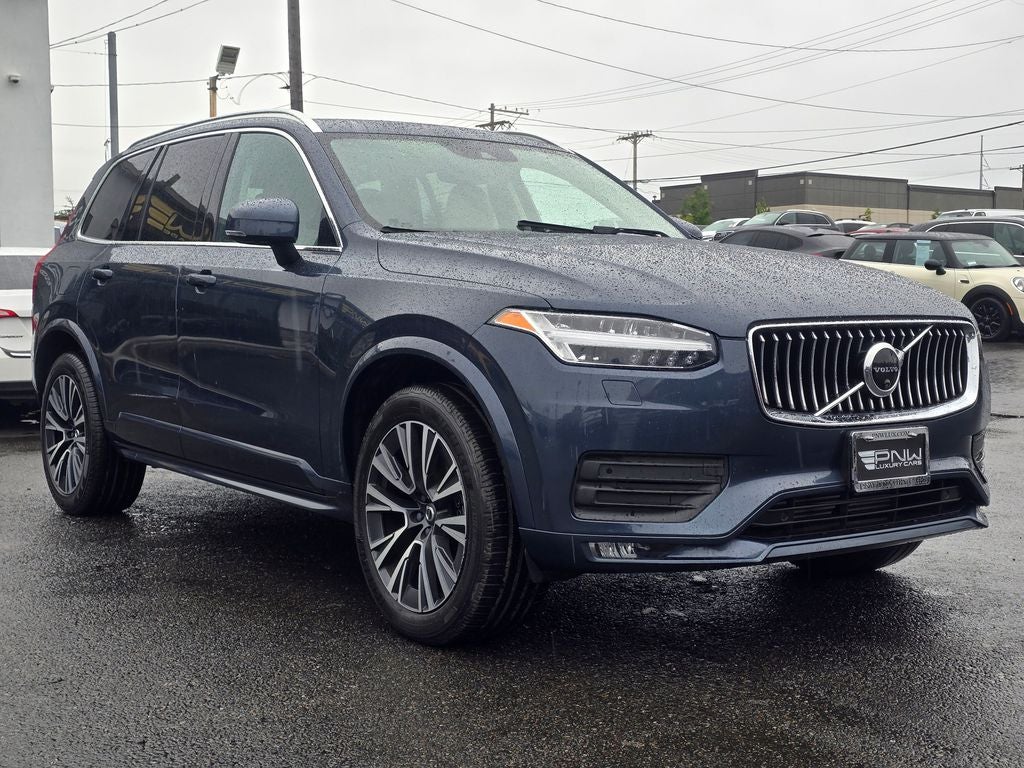2022 Volvo XC90 T5 Momentum