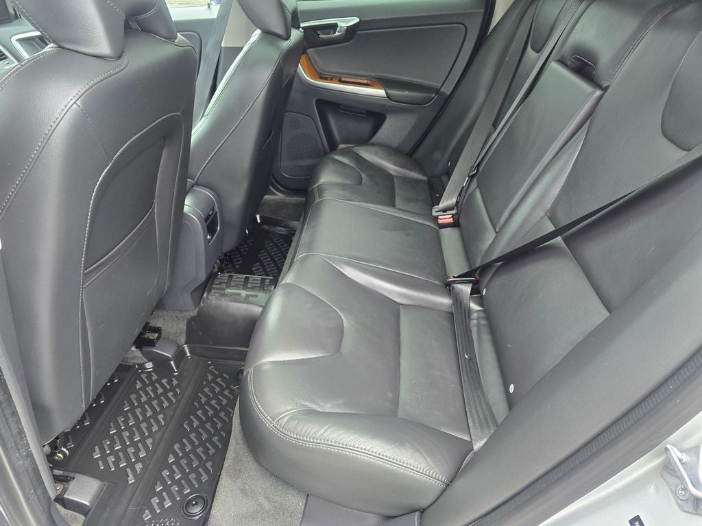 2017 Volvo XC60 T5 Inscription