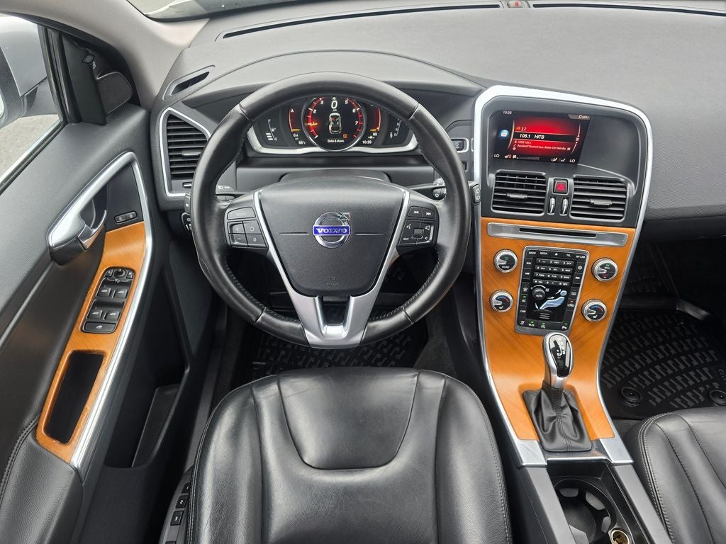 2017 Volvo XC60 T5 Inscription