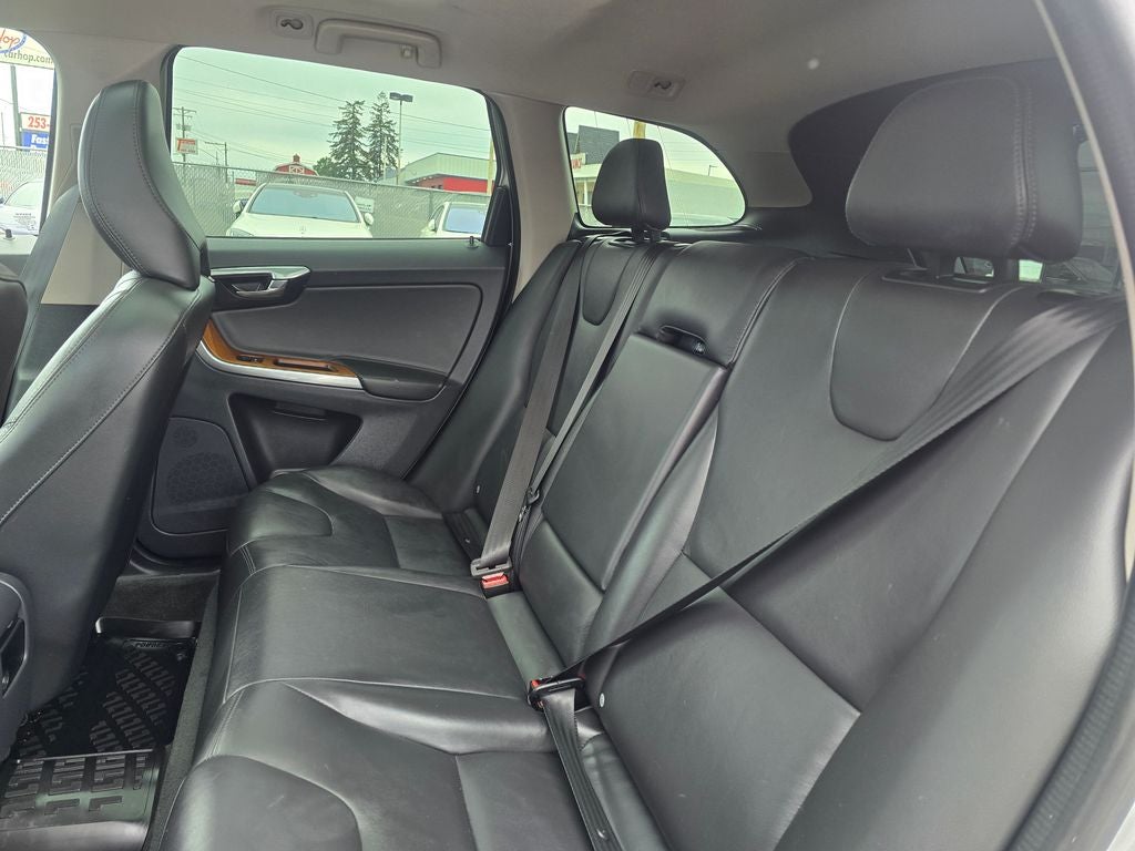 2017 Volvo XC60 T5 Inscription