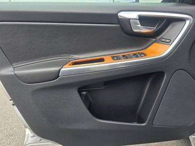 2017 Volvo XC60 T5 Inscription