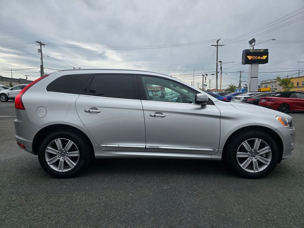 2017 Volvo XC60 T5 Inscription