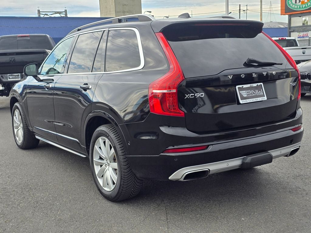 2016 Volvo XC90 T6 Momentum