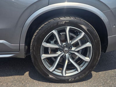 2018 Volvo XC90 T6 Momentum