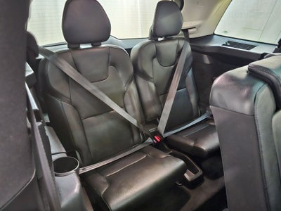 2019 Volvo XC90 T6 Momentum