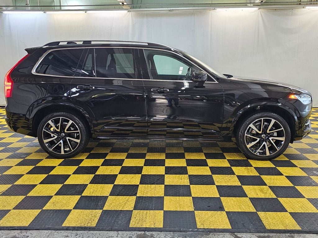 2019 Volvo XC90 T6 Momentum
